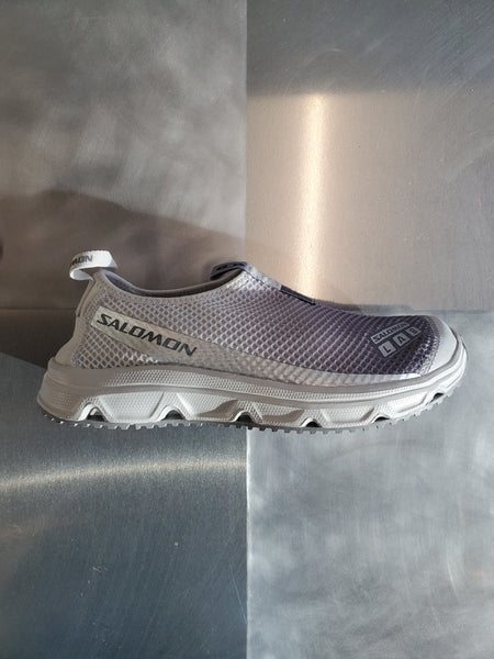 スニーカー Salomon \