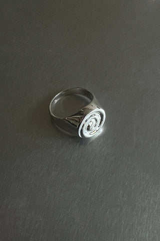 Sterling Silver Spiral Signet Ring – NOMIA