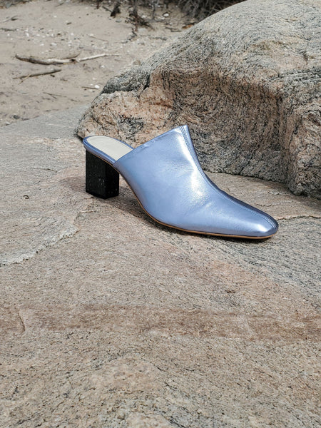 Flavia Mule - Metallic Blue with Granite Heel – NOMIA