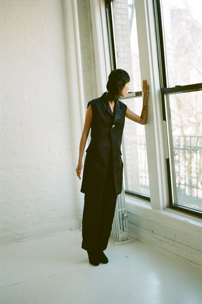 DARTED JUMPSUIT VEST - Black