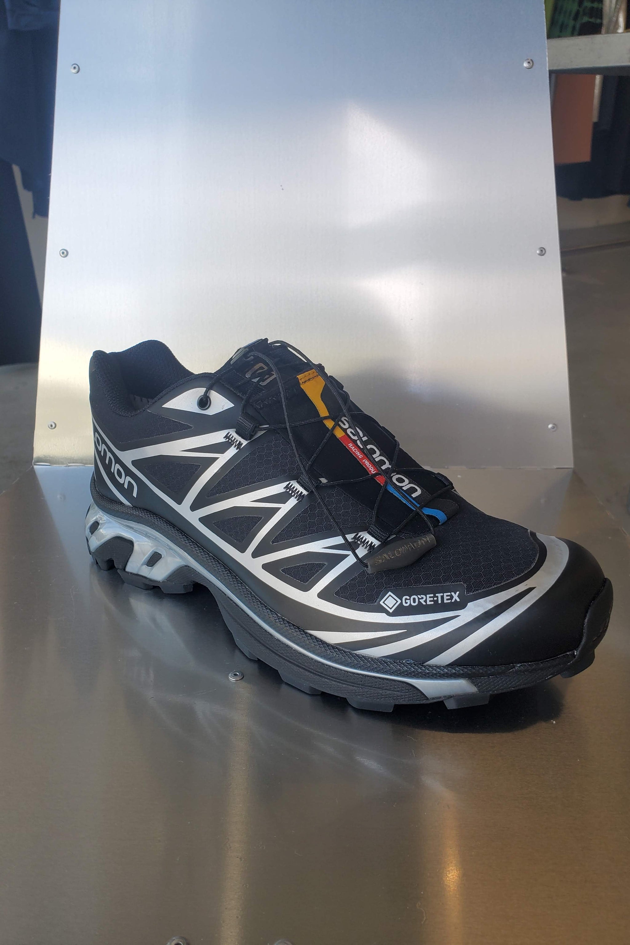 Salomon XT6 - Black / Black / Silver