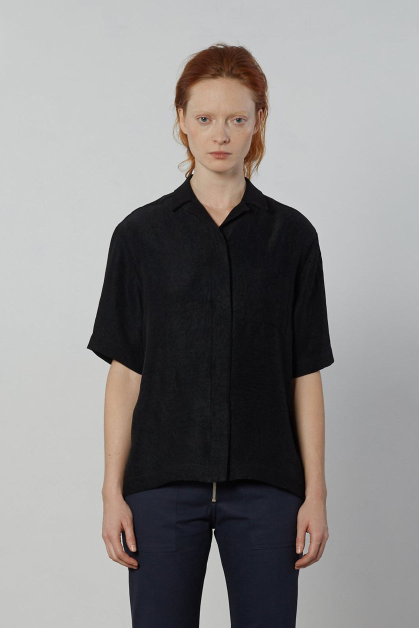 Shirt Short Packet Sleeve Hidden Black - NOMIA –